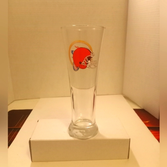 Cleveland Browns Miller Lite tall beer glass - Picture 1 of 2